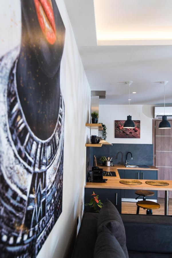 Nuovo Luxury Suite ماليا المظهر الخارجي الصورة